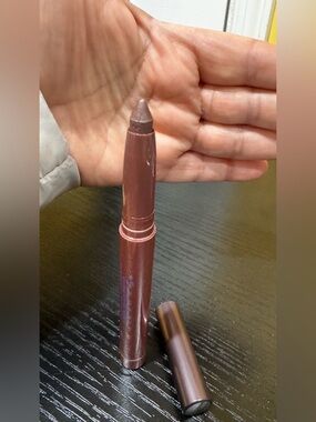 Urban Decay – eyeshadow stick – shade Echoed